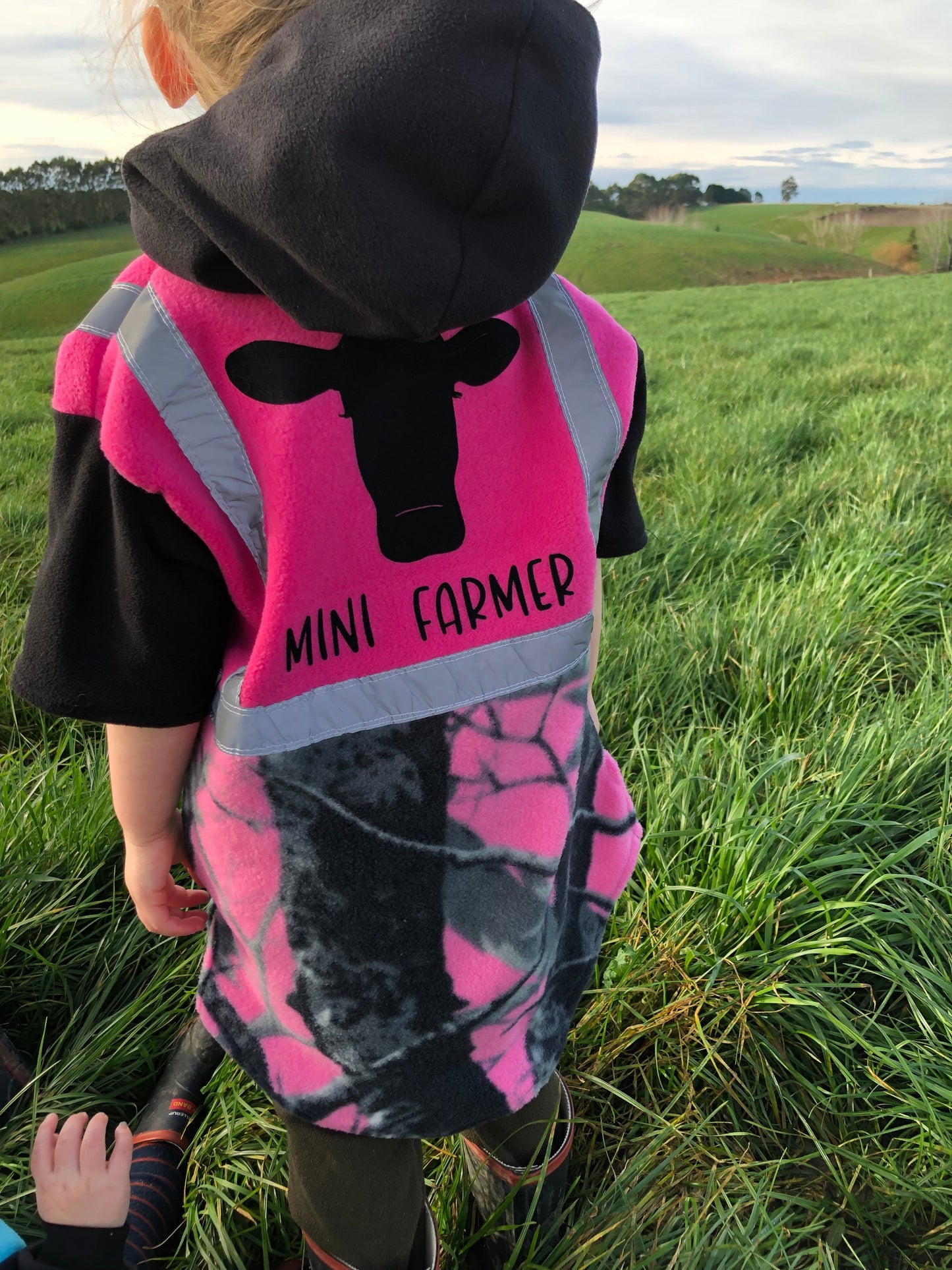 Mini Farmer 'Cow' - Hi Vis Hooded Tee
